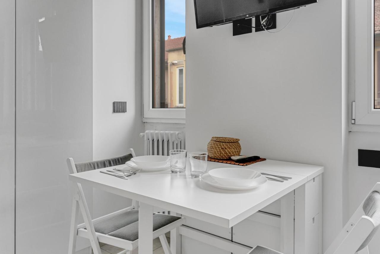 Metro M1 - Smart Home, Fast Free Wifi & Netflix Milan Luaran gambar